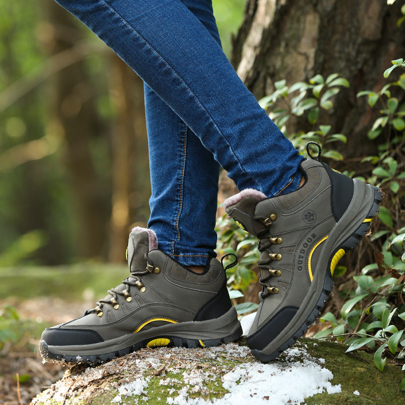 Women Snow Waterproof Warm Plush High Quality Outdoor Hiking Boots Camping Big Size thermal outdoor hiking high top sneakers K711