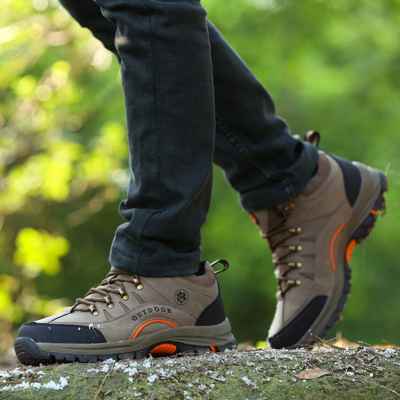 Women Snow Waterproof Warm Plush High Quality Outdoor Hiking Boots Camping Big Size thermal outdoor hiking high top sneakers K711