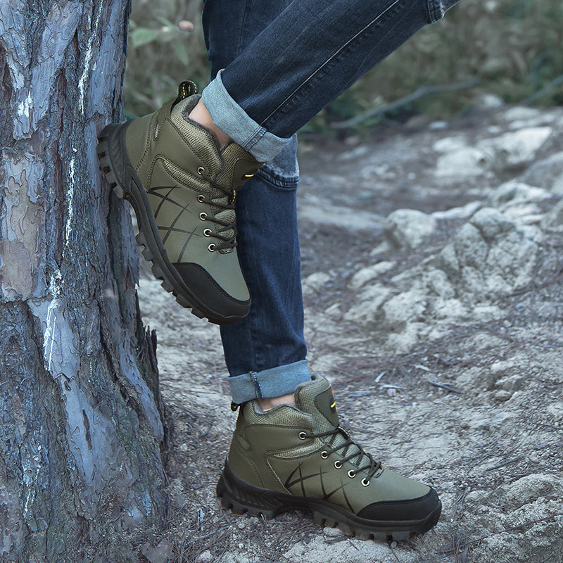 Mens Outdoor Plush Lined Non Slip Lace Up Hiking Climbing Boots comfort soft Waterproof Hiking Warm Boots Jason726
